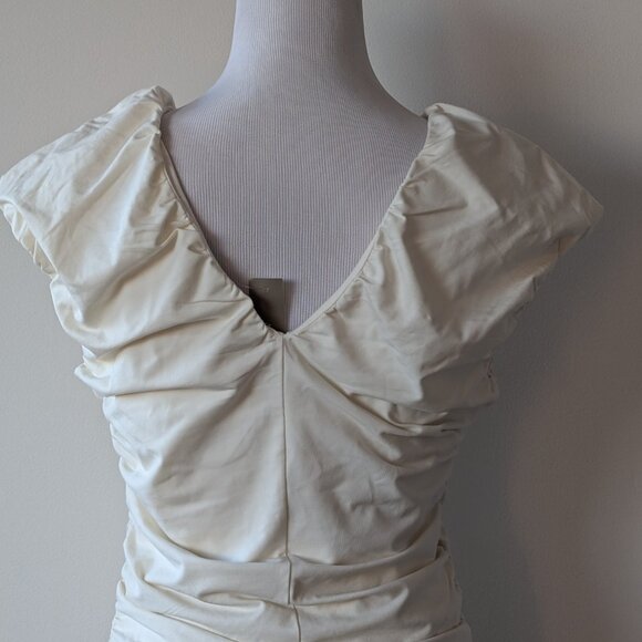 J Crew Ruched Top in Cream sz M (NWT) - Picture 2 of 3